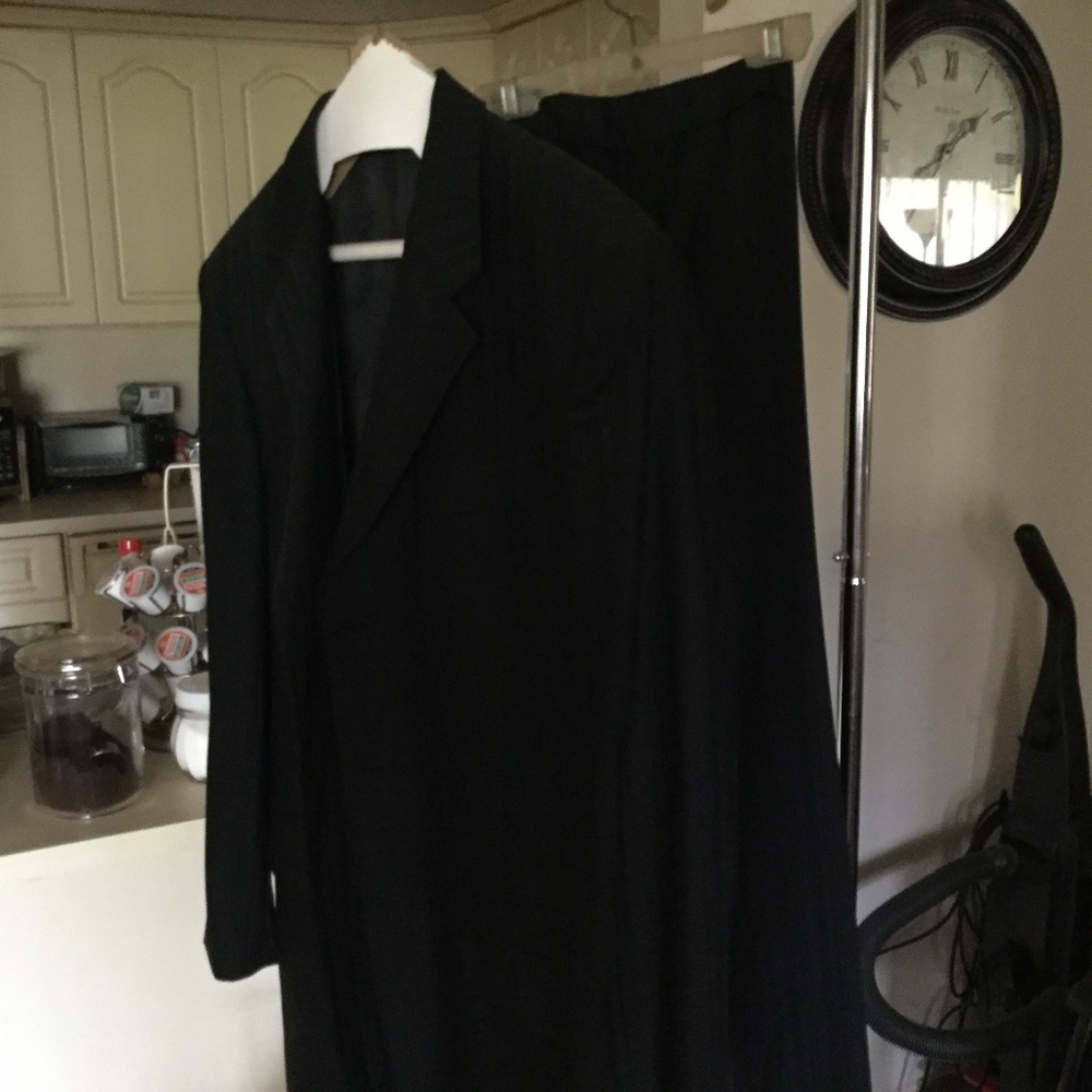 Men’s Suit